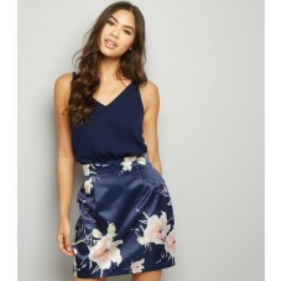 SALE!! Floral 2 in 1 Dress - Picture 3 of 3